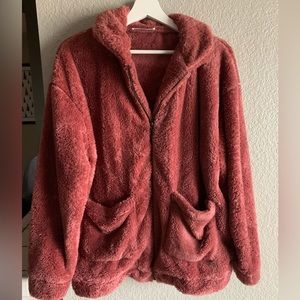 Womens Teddy / Faux Fur Jacket — Dark Dusty Pink — Size Large